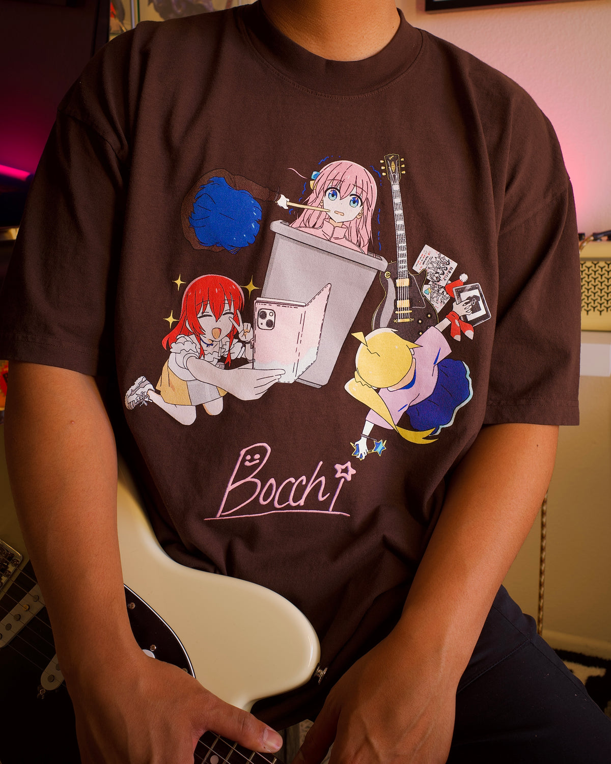 BOCCHI tee (CHOCOLATE)
